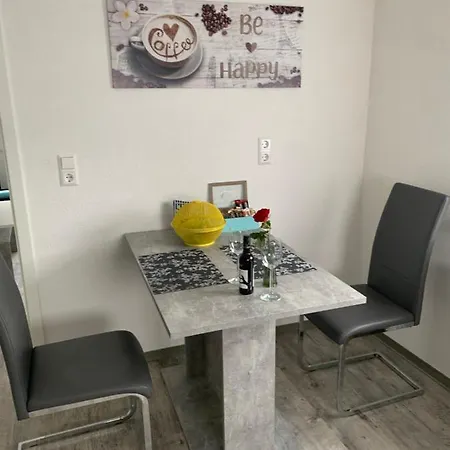 Schoene Zwei Apartment Walldorf (Baden-Wurttemberg)